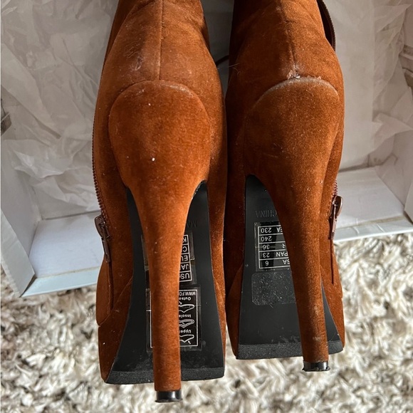 Booties - Picture 3 of 3